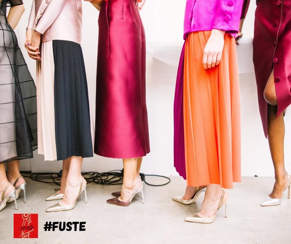 Fuste elegante croite pe comandă la atelierul Elena Negrei